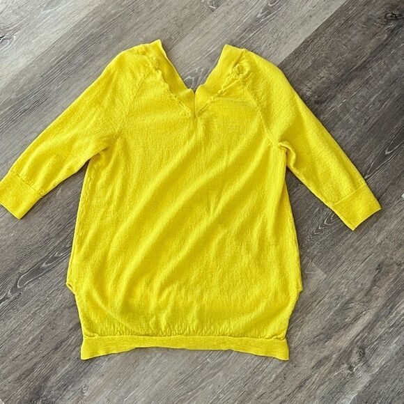 Anthropologie Moth Yellow Merino Wool V neck Sweater Size Small - Picture 3 of 11